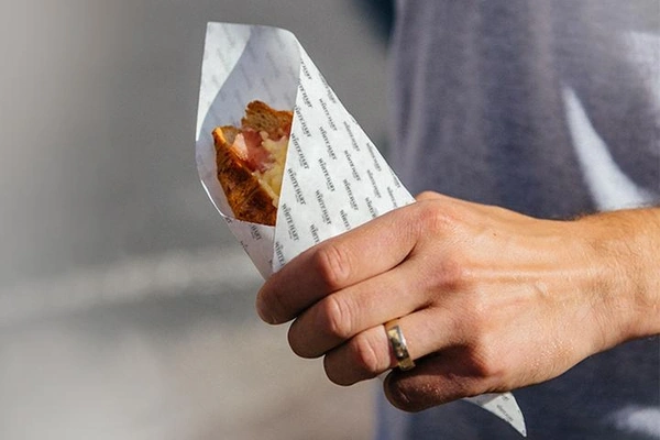 Greaseproof White Food Paper 250mm x250mm 1col
